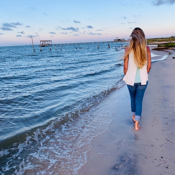 Meet your Posher, Wendy - Picture 1 of 4